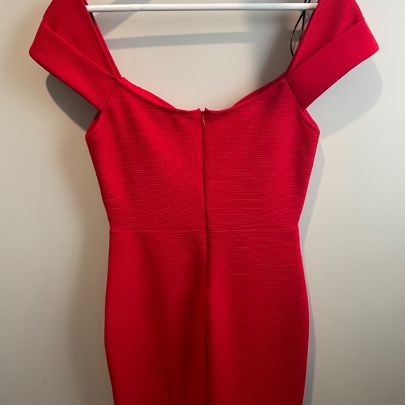 Ribbed Red dress size M NWT - Picture 2 of 2